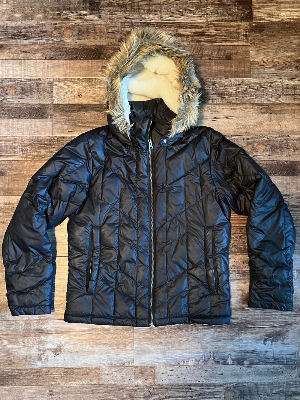 Women's Black Faux-Fur Hooded Puffer Jacket